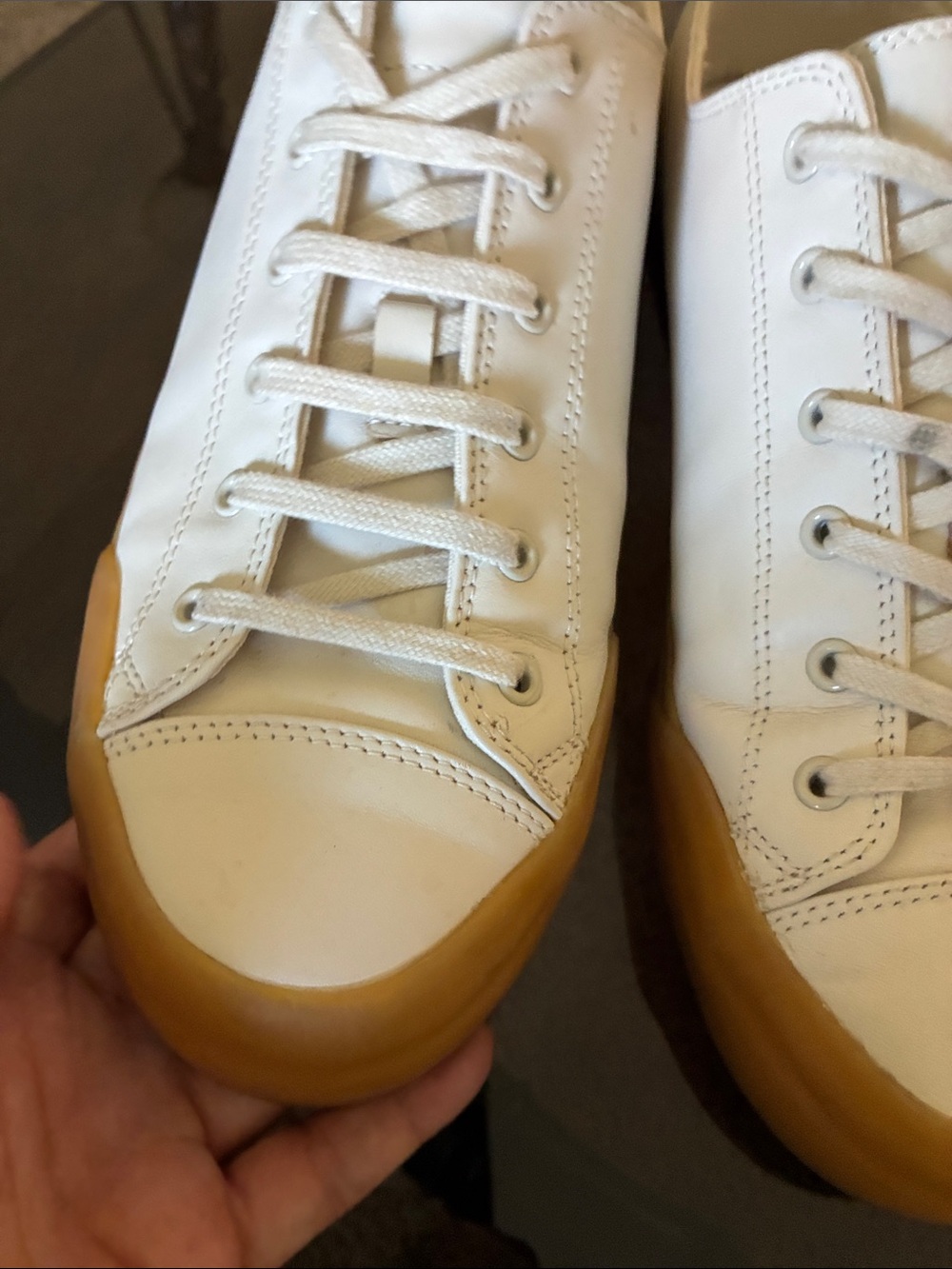 ZARA White Leather Low-Top Sneakers with Gum Sole - Men's - Picture 11 of 11